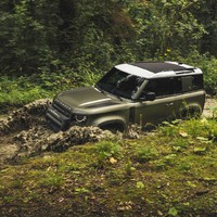 Land_Rover-Defender_90-2020-1600-10